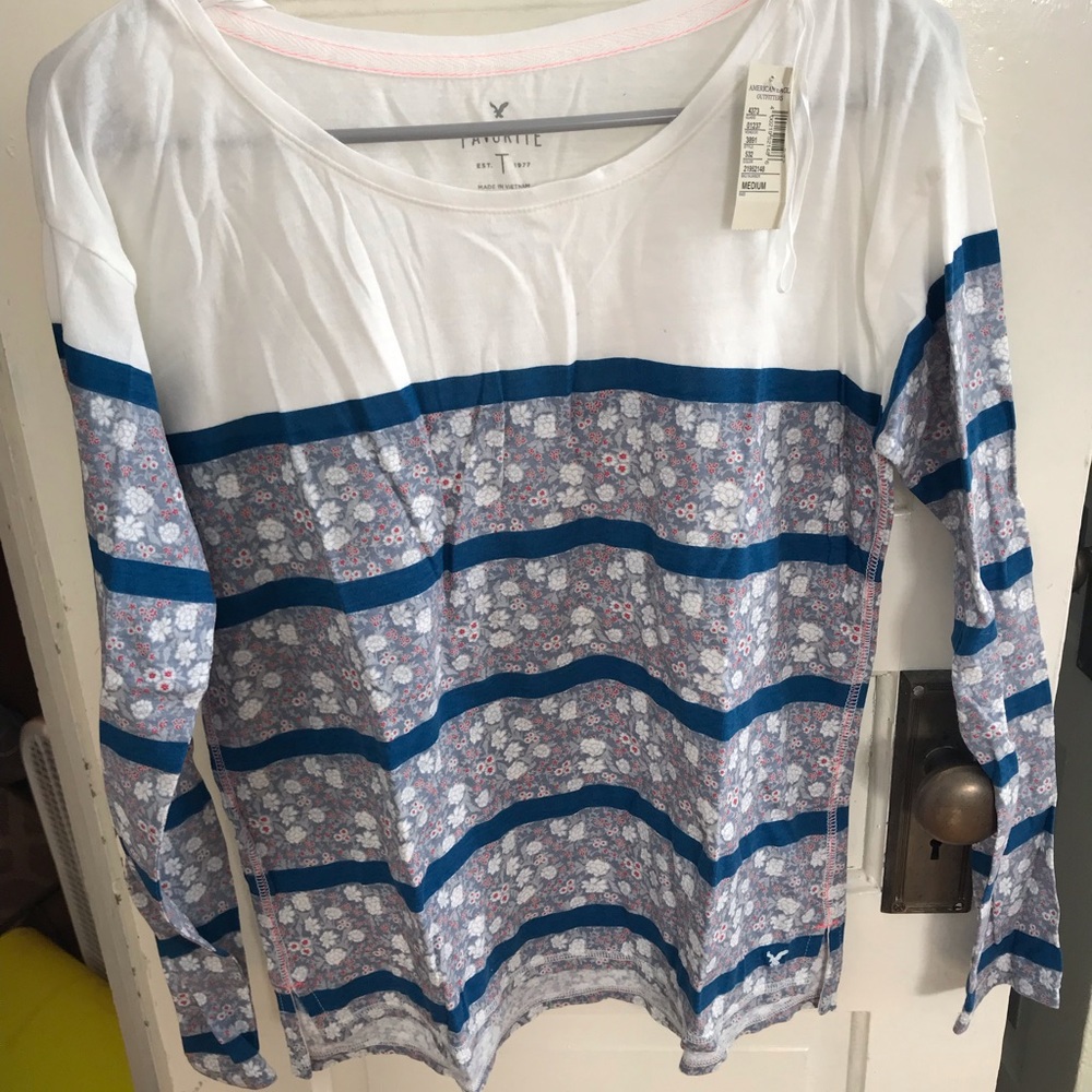 Women’s American eagle long sleeve top
